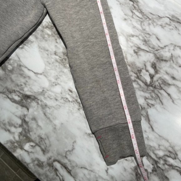 ๐ 3 for $25 Bench Girl's Hoodie in Size 9/10 EUC - Picture 12 of 16